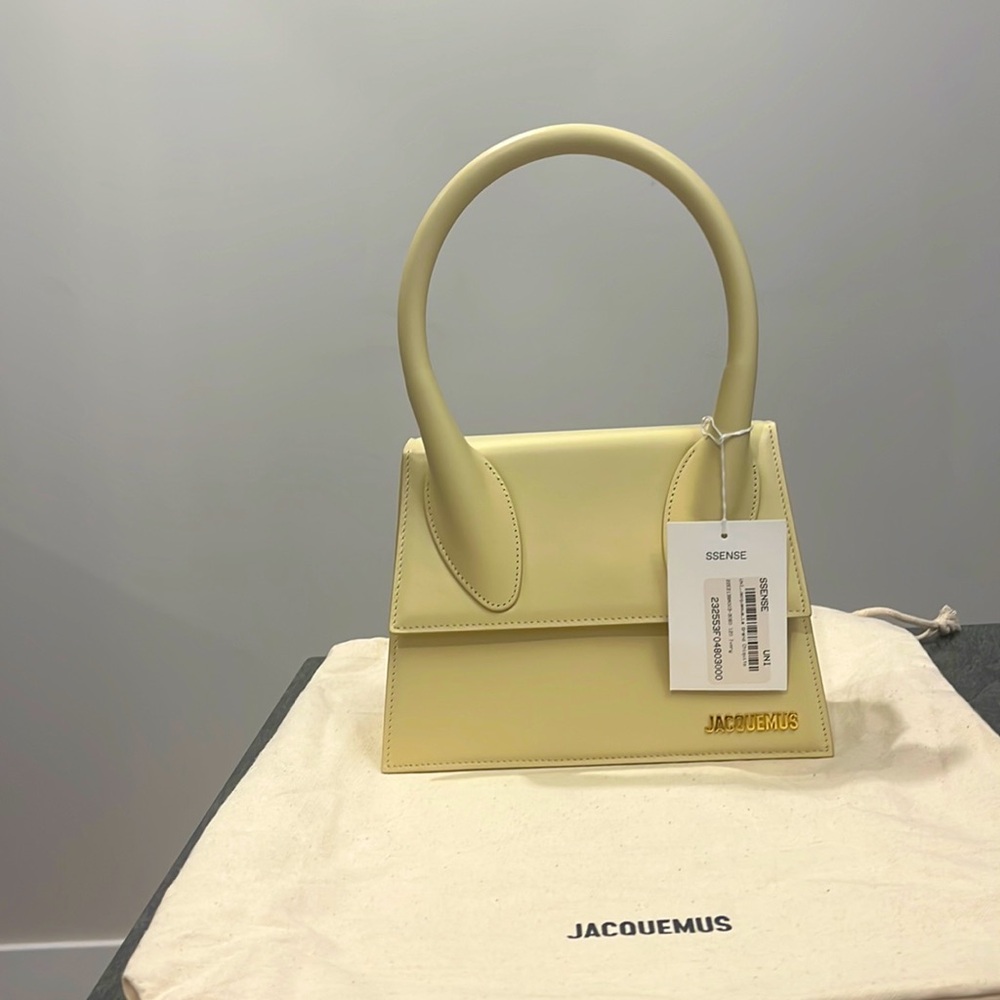 NWT Jacqumeus Le Grand Chiquito Bag